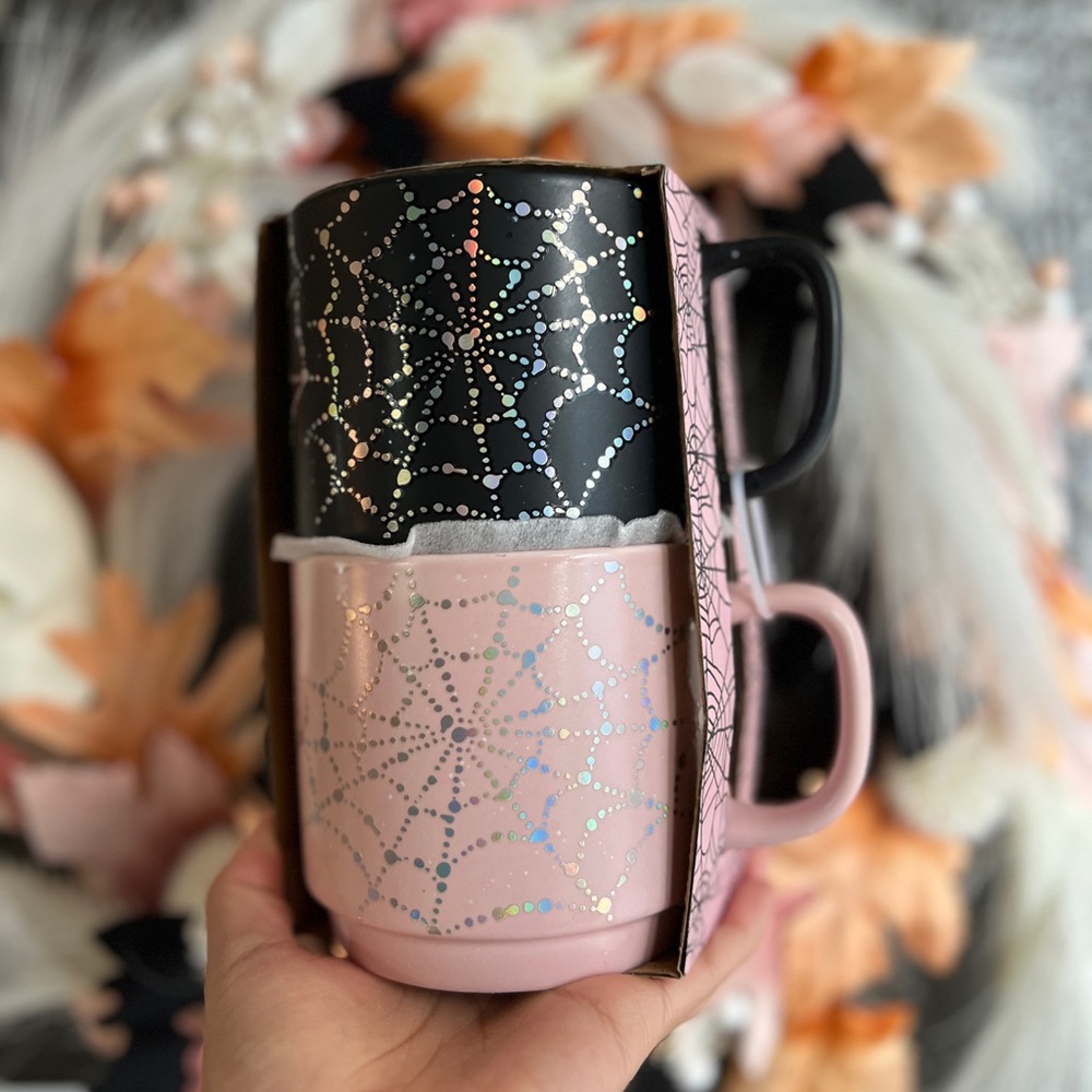 LAST ONE✨NEW🕸️Cobwebs and Cauldrons Iridescent Spiderweb Stackable Mug Set💖 - Picture 4 of 7